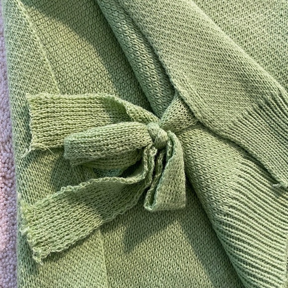 Turtle Neck Knot Side Sweater Vest - Picture 7 of 7